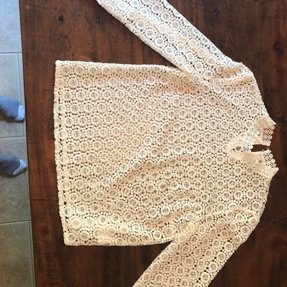 H&M lace top - Picture 7 of 7